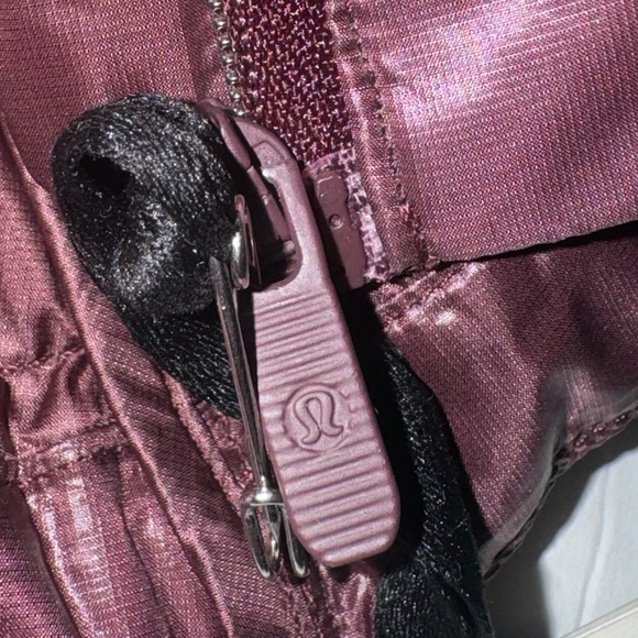 Lululemon pack it Down vest shine - Picture 8 of 16